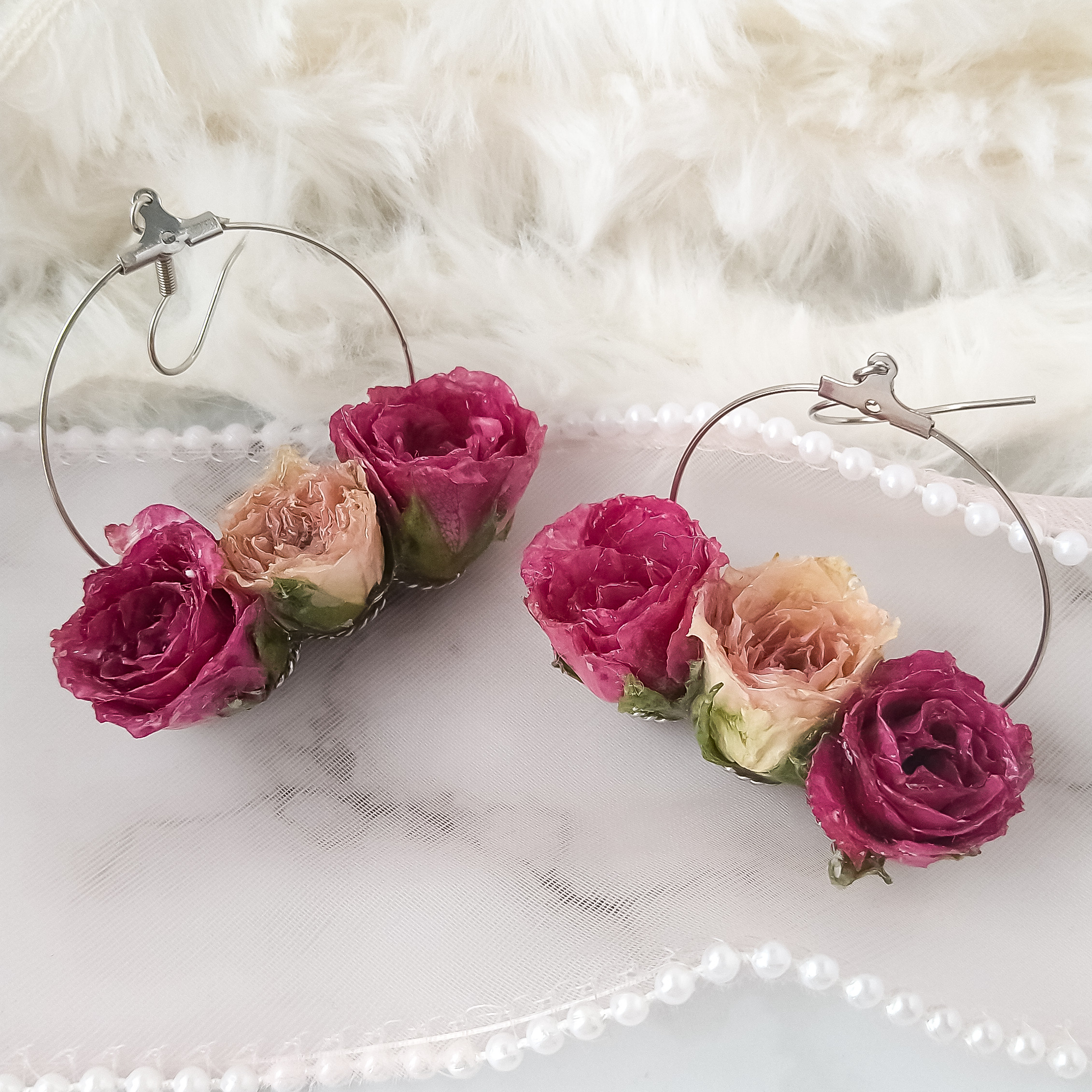 花咲く記憶│バラの花かご耳飾り【受注生産】