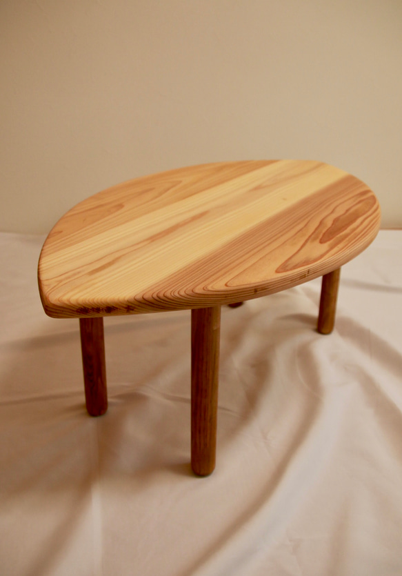 国産杉の葉っぱのテーブル 手作り 【公式通販】