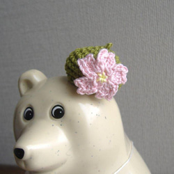 しろくま貯金箱 桜 お花見コーデ(ホワイト×グリーン) 置物