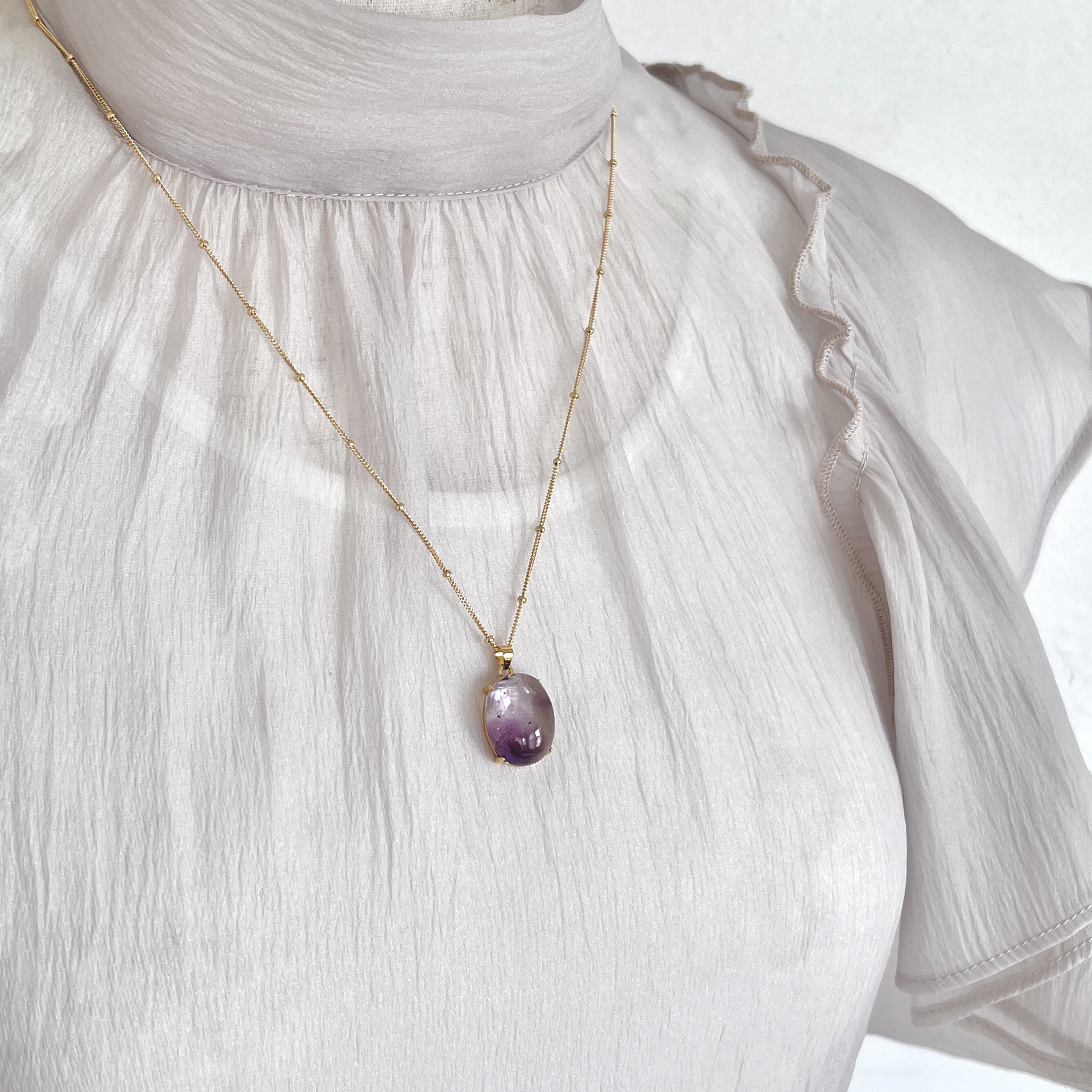 宝石質アメジストエレスチャルAAA☆オーバル17×13.5mm☆爪留め・一粒ネックレス