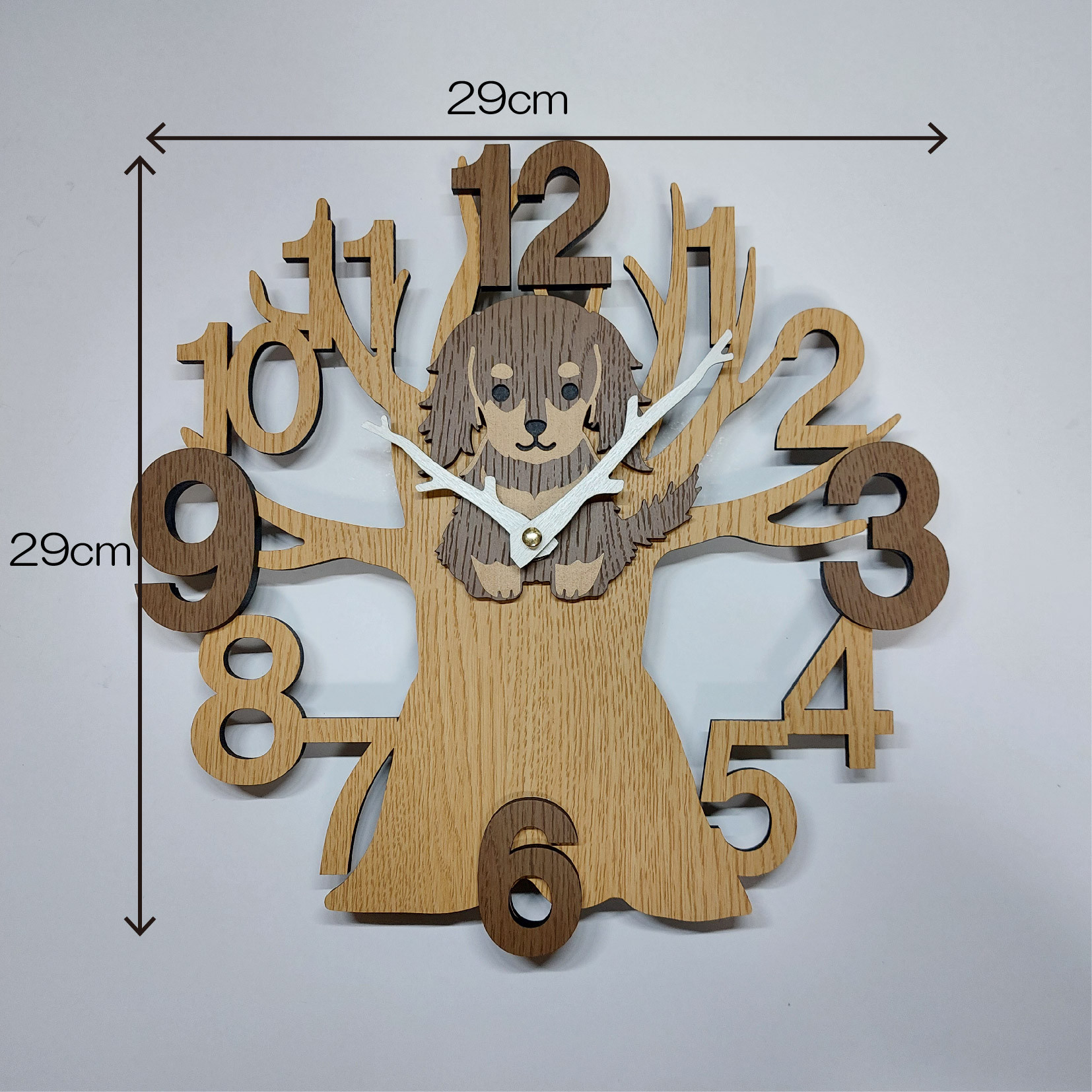 【期間限定値下げ3000円引き】名入れ・文字入れ　木とワンちゃん　3Dデザイン 静音壁掛け時計　ダックスフンド　茶色