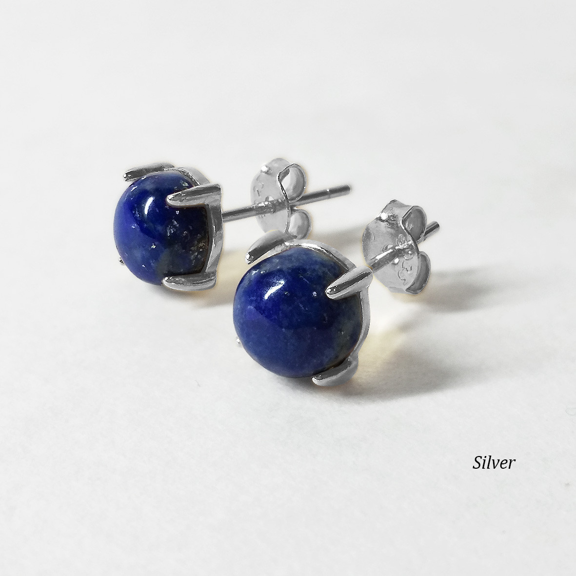 美しい瑠璃色。 大粒(6mm) ラピスラズリのピアス　　[送料無料]