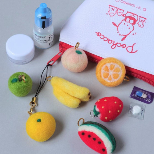 ミニマム果物】ころころとした桃＊羊毛フェルトのプチかわキーホルダー