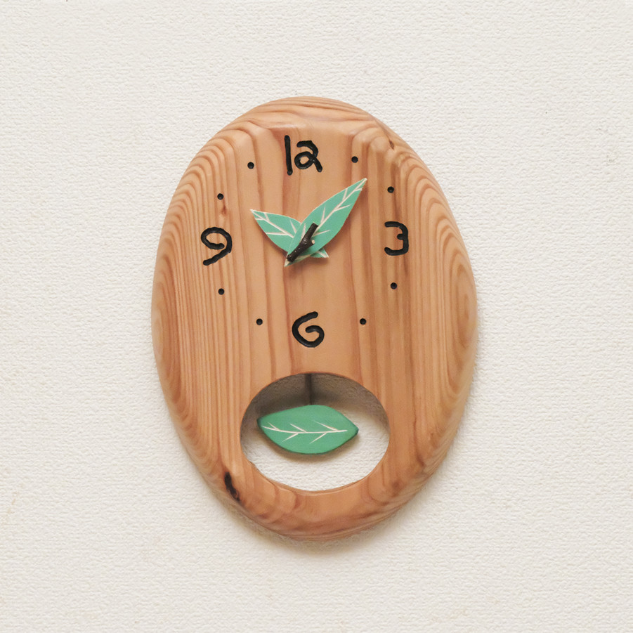 木の掛時計