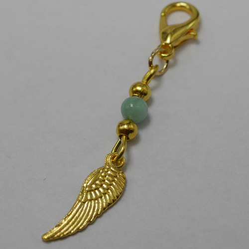エメラルド×羽根の大人可愛いチャーム 969 マスクアクセサリー 