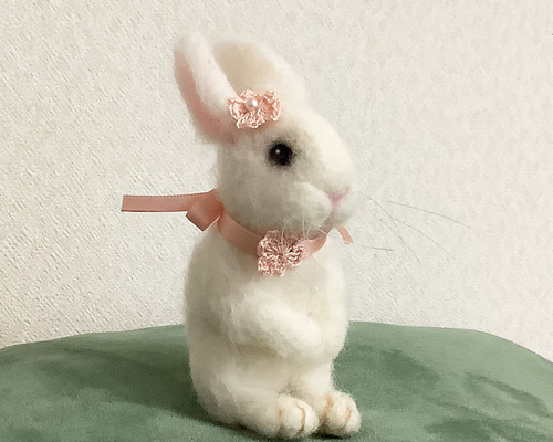 羊毛フェルト*ウサギ*しろうさぎ* 羊毛フェルト moco3871 通販|Creema(クリーマ) 18415874 羊毛フェルト*ウサギ*しろうさぎ* 羊毛フェルト moco3871 通販|Creema(クリーマ) 18415874
