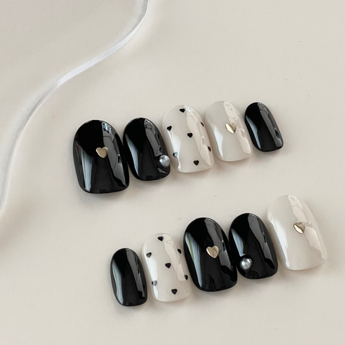 モノトーンハート ネイルチップ モノトーン】 ハート‪‪❤︎‬ネイルチップ ネイルチップ（つけ爪‬