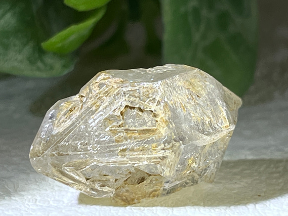 地球が創った芸術品✴︎ マイカ内包 エレスチャル 骸骨水晶 原石