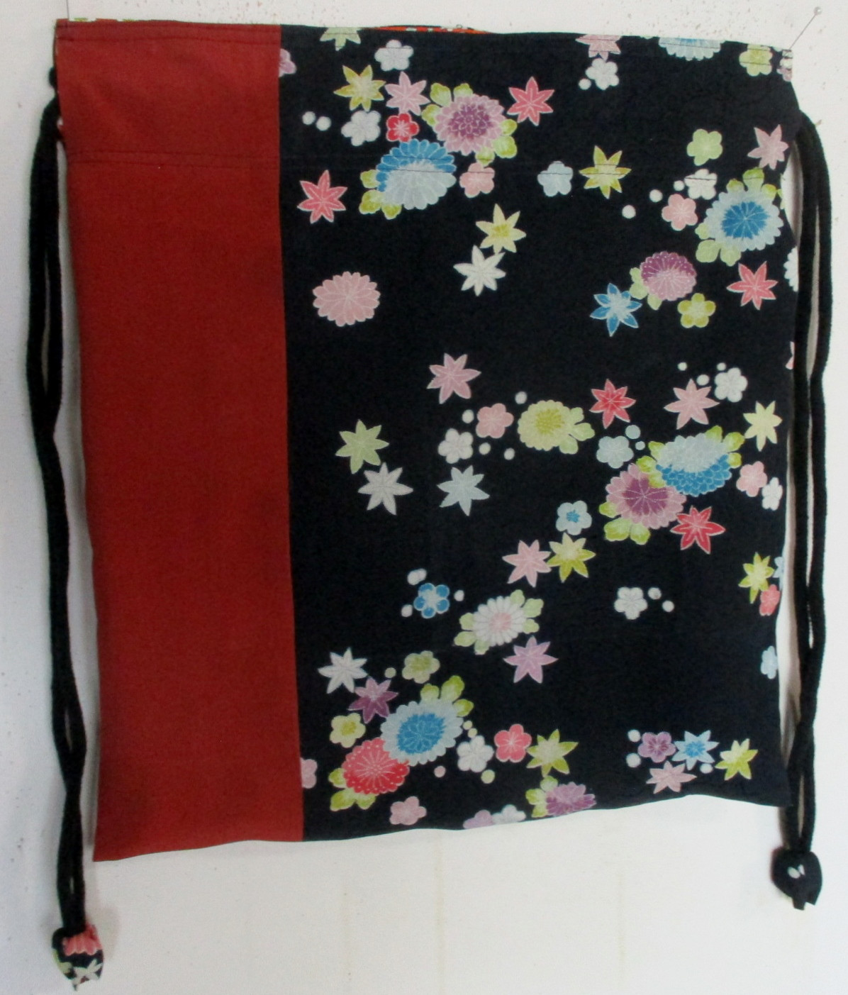 ８００８　花柄の着物で作ったショルダー型巾着袋