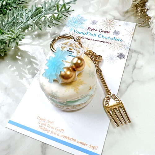 雪の結晶マカロンのバッグチャーム❄‪✨ バッグチャーム VampDoll‬