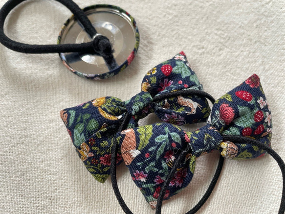【送料無料】お揃いヘアゴム（青/植物/小動物）小リボン&くるみボタンセット 4枚目の画像