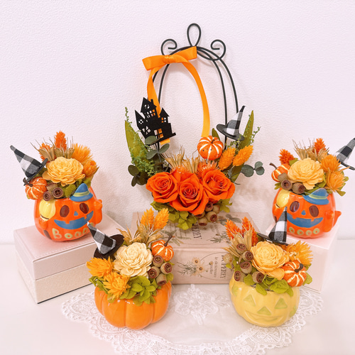 ハロウィン アレンジ ワイヤーリング オレンジのバラ ワイヤーリース