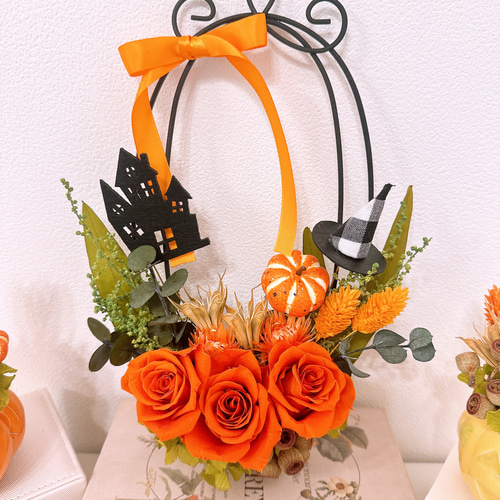 ははちゃん「薔薇リース」「ハロウィンリース」ワイヤークラフト ははちゃん「薔薇リース」「ハロウィンリース」ワイヤークラフト