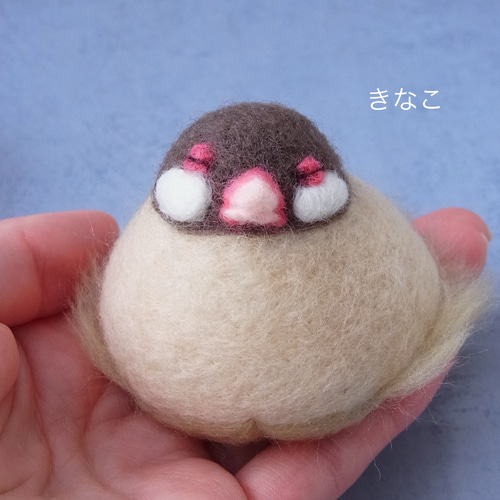 手のひらで溶けるぶんちょおもち 羊毛フェルト 文鳥 餅 鏡餅
