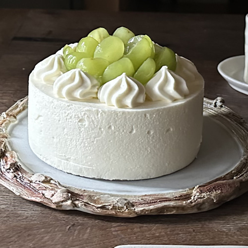 クリスマスリースのようなケーキ皿 ホールケーキプレート チーズ