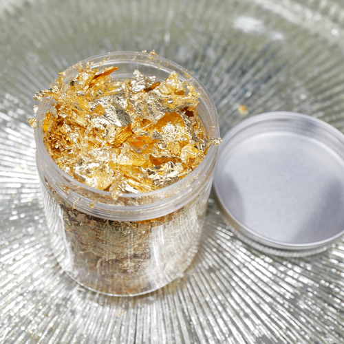 金箔 フレーク ガラス容器入り　　3個 大容量】金箔フレーク 成人式 卒業式 結婚式 前撮り その他ヘア