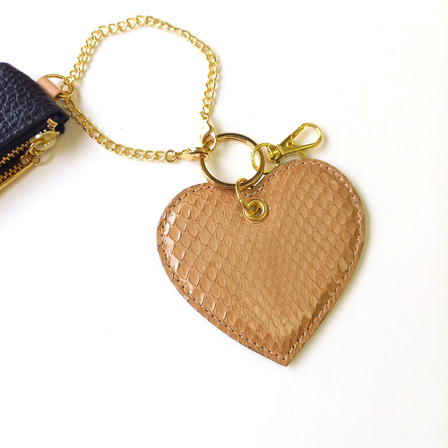 極小コインケース付き！豪華ハートバッグチャーム◇使い方いろいろ