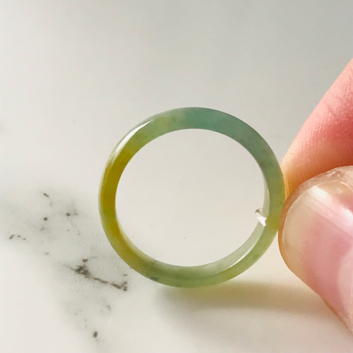 RY-008］ ジェイド JADE ヒスイ 本翡翠 くりぬき リング 天然石 一点物