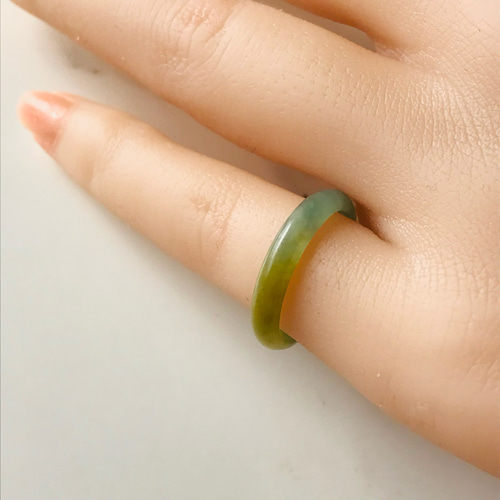 [R35-0026］ 翡翠　くりぬき　リング　天然石　グアテマラ産　8号 RY-008］ ジェイド JADE ヒスイ 本翡翠 くりぬき リング 天然石