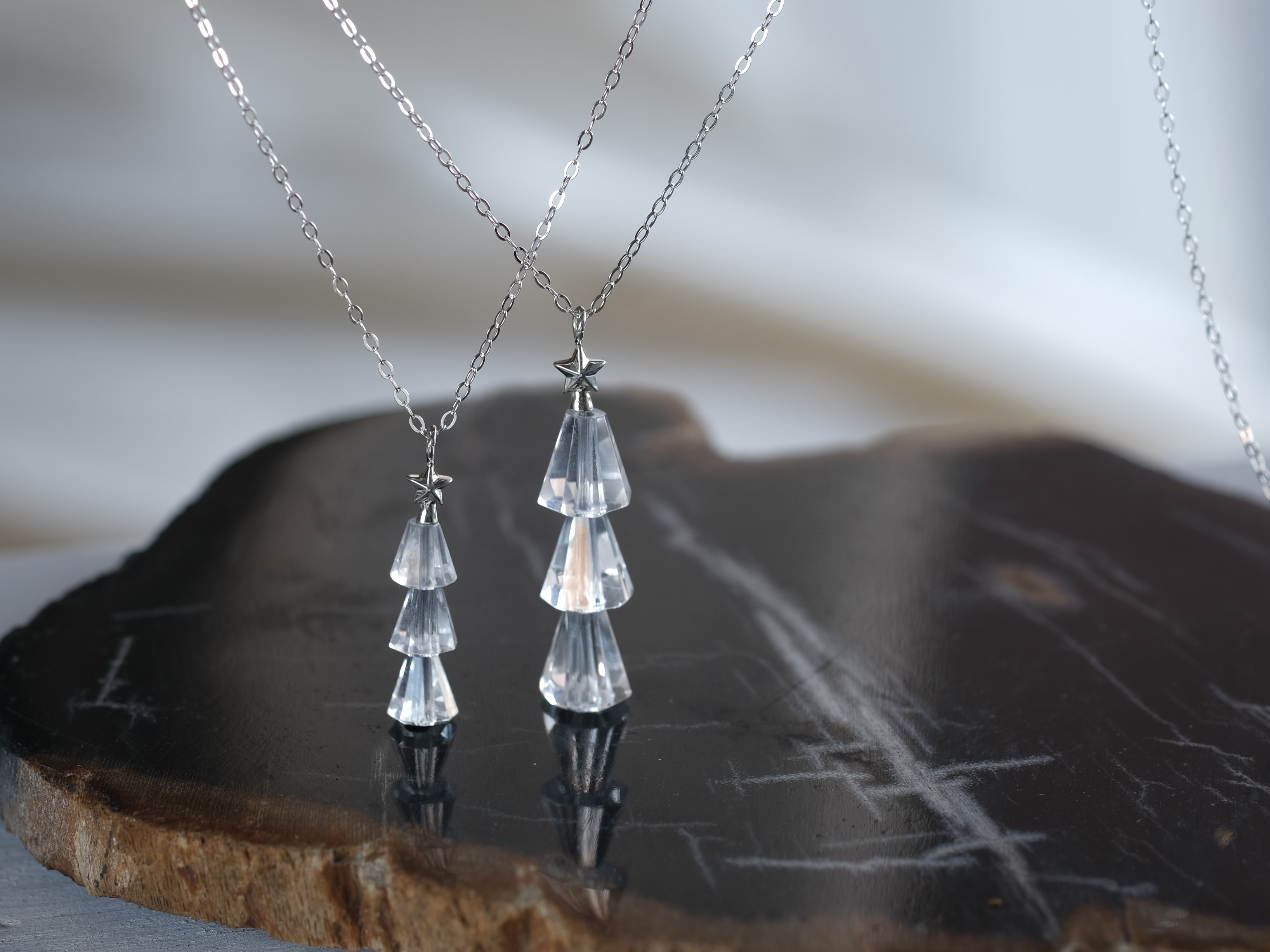 ピアス+ネックレスセット Tiny tree set　ツリーネックレス　星　クォーツ　クリスマスツリー｜詳細画像