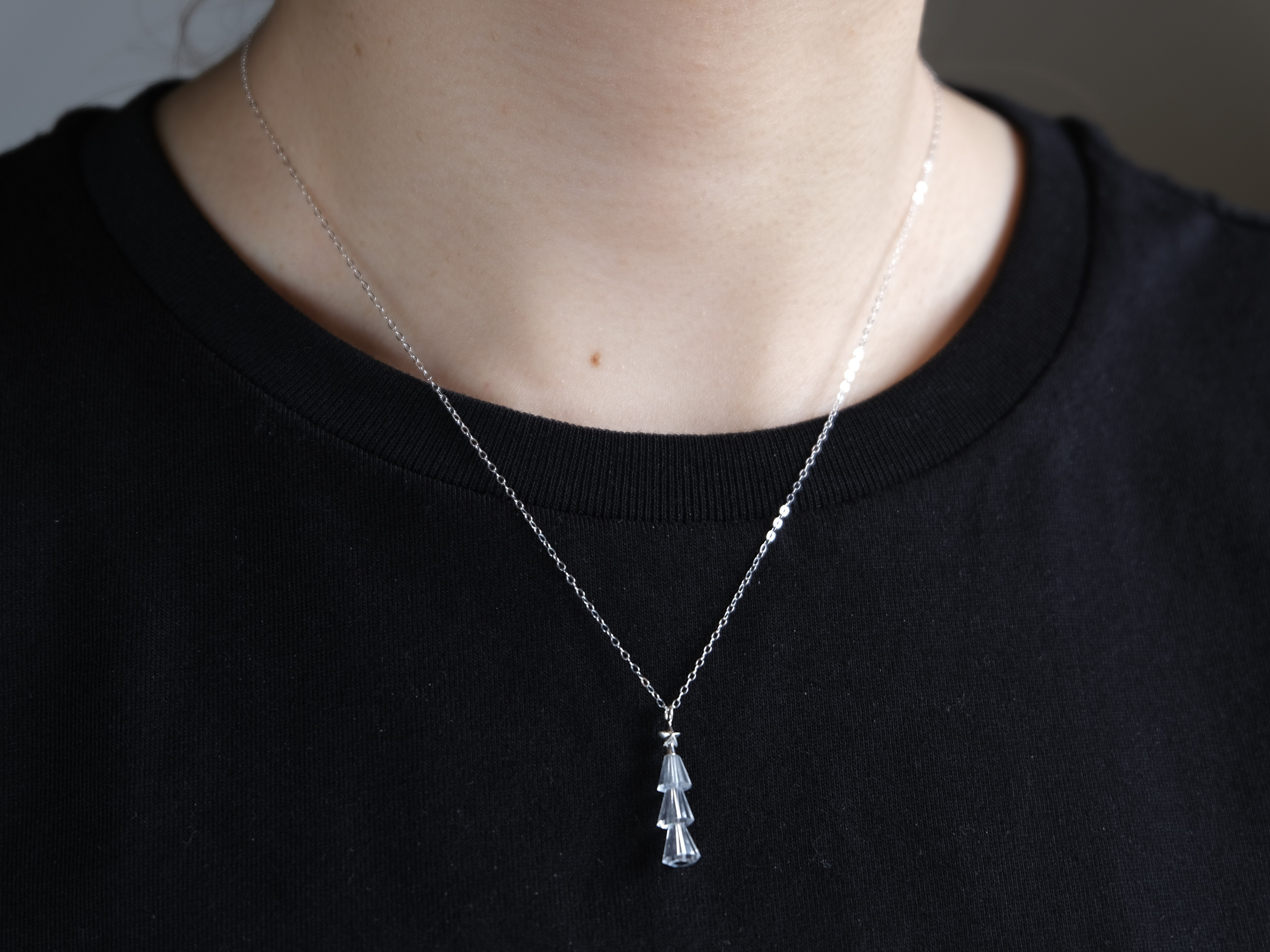 ピアス+ネックレスセット Tiny tree set　ツリーネックレス　星　クォーツ　クリスマスツリー｜詳細画像