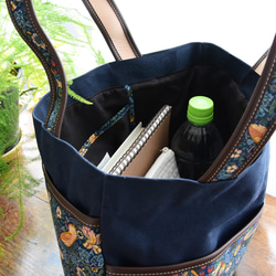 《特集掲載》A4トートバッグ モリス×倉敷帆布 ウイリアムモリス 帆布 本革 a4が入るトートバッグ ストロベリーシーフ 12枚目の画像