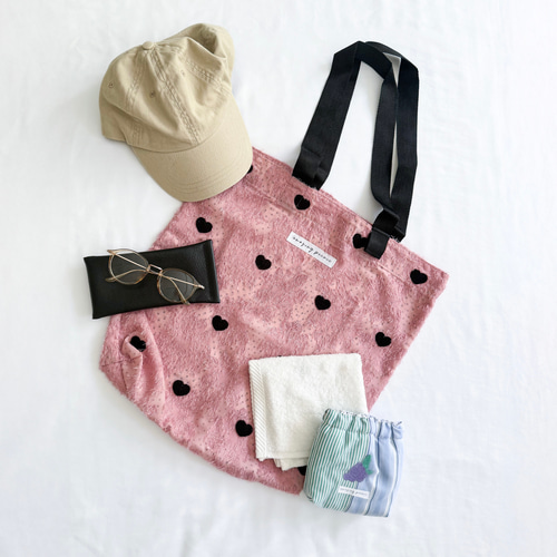 A4対応！ハート刺繍のフラワー肩掛けトートバッグ(ピンク) Mサイズ