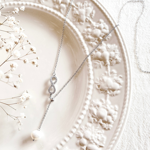 淡水パールのインフィニティー（∞） 開運シルバーネックレス ジルコニア輝くインフィニティ♾️チャームと淡水パールのラリエット