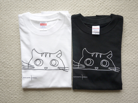 シンプル　にゃんこ　Tシャツ　ねこ　猫 1枚目の画像