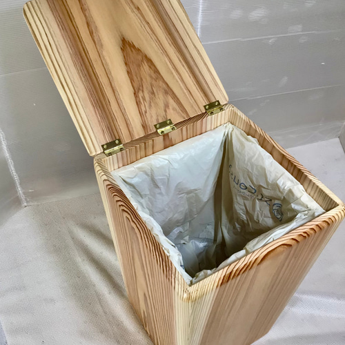 総陶磁器製蓋物丸小鉢（波千鳥） – 陶土う庵