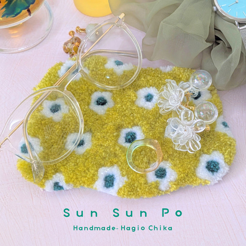 ミニラグ 花柄 約30.5×34.5cm（ZARA HOME - DDP オリジナル 立体