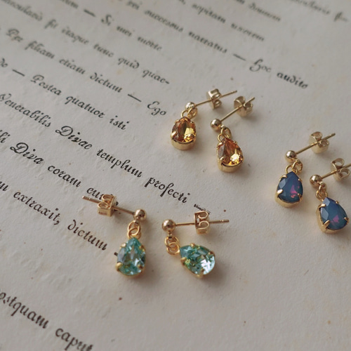 グリーンクリソライト クリスタルドロップ ピアス /イヤリング ピアス
