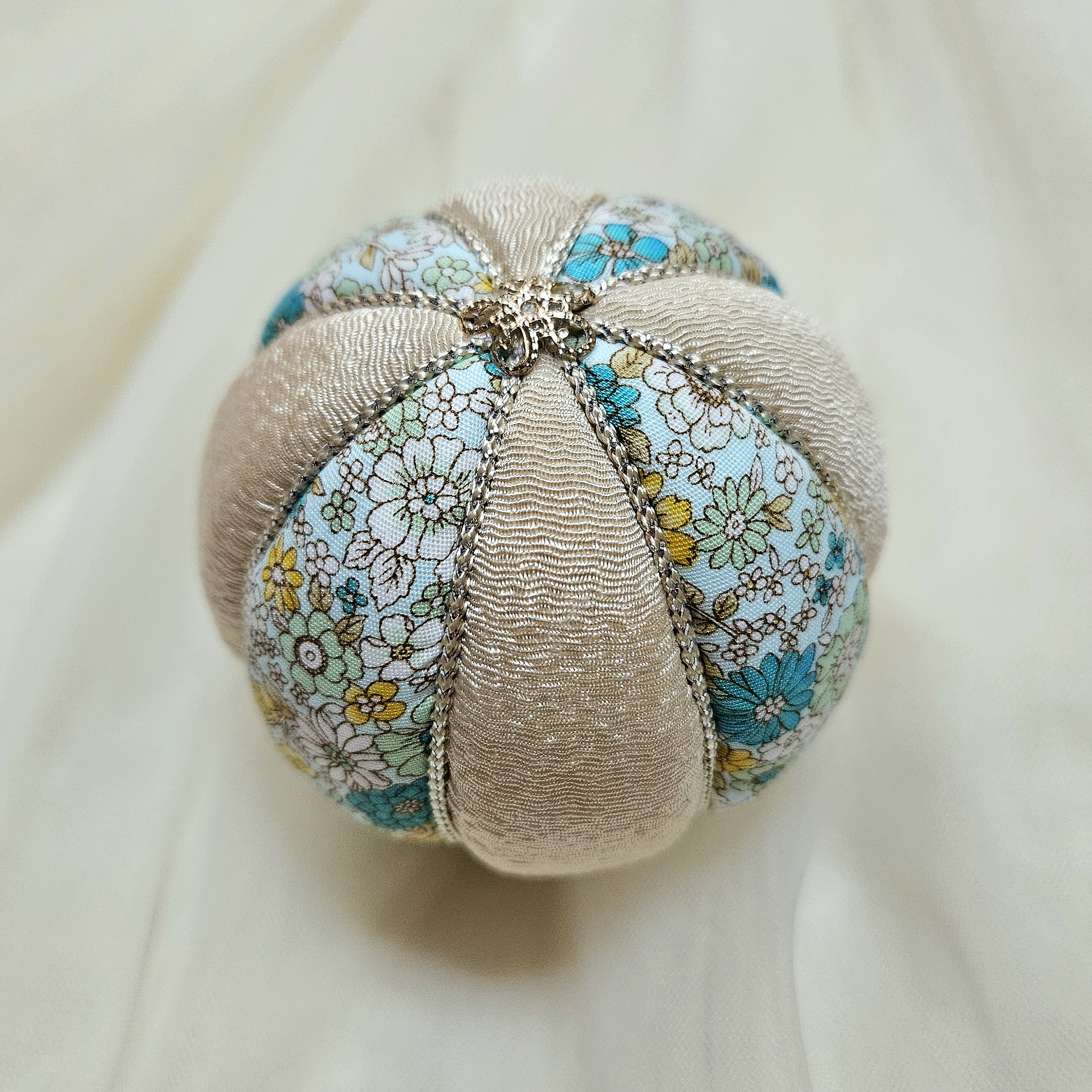 【現品限り一斉値下げ！】 木目込み手まり8cm❀七五三 百日祝い お宮参り 初節句 手毬 その他