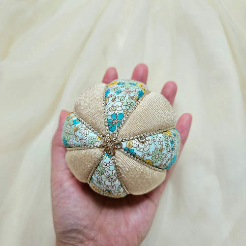 s☆木目込み　手鞠 木目込み毬 with スタンド #4 | iichi 日々の暮らしを心地よく