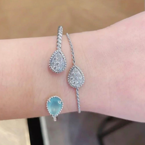 ✴️アクアプレーズ セルパンボエム ツイン モチーフ バングル