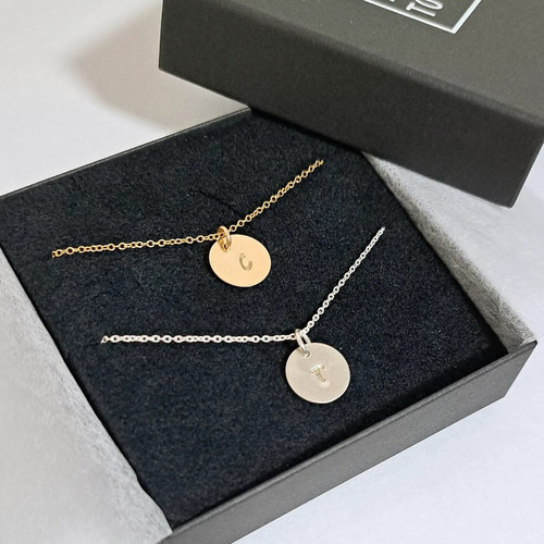 総額3桁以上】写真1枚目〜3枚目全てです。アクセサリーパーツ まとめ売り