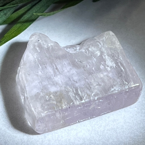 クンツァイト 原石 タンブル