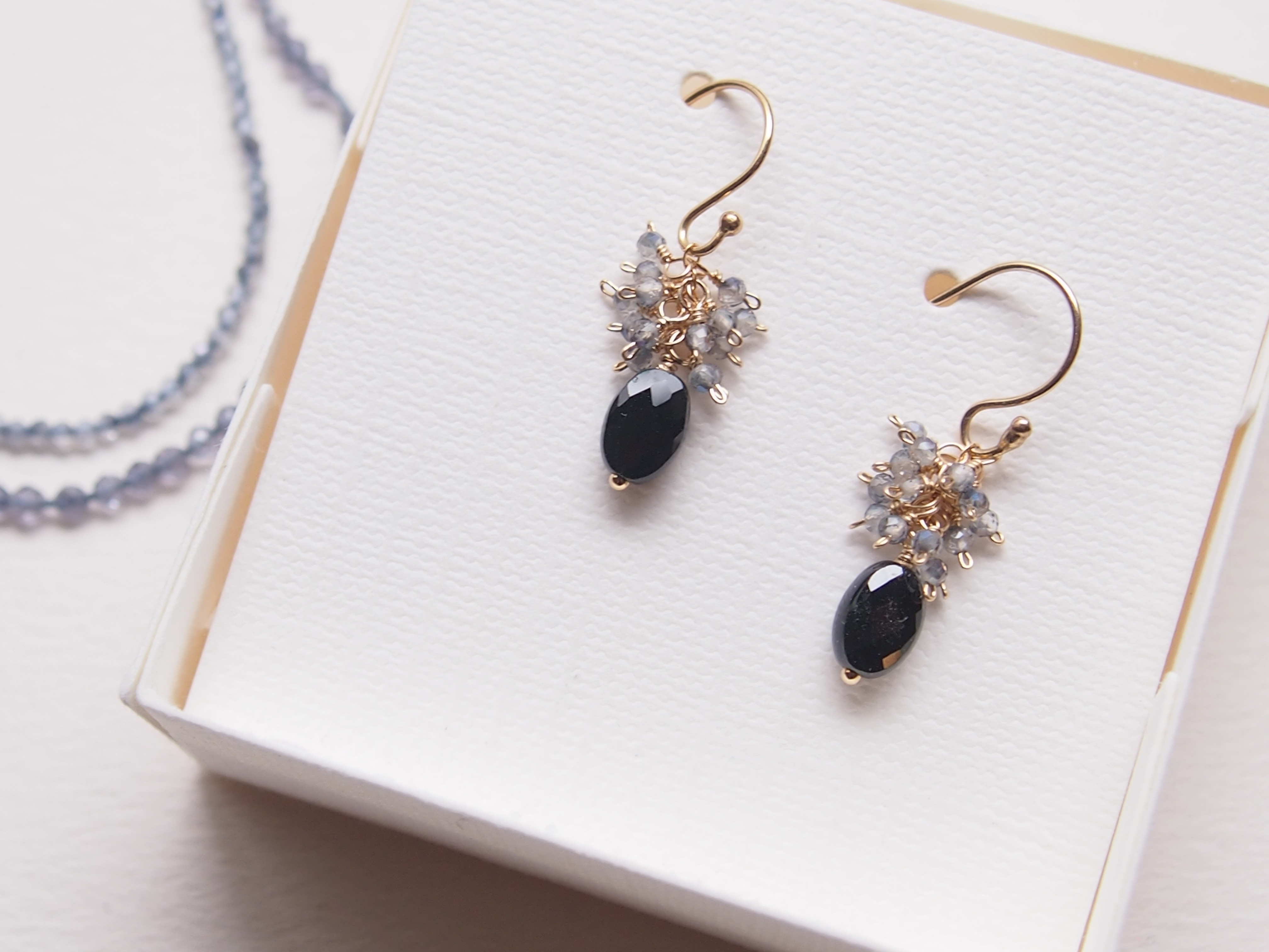 夕闇Ⅱ（ピアス（14kgf）／イヤリング）