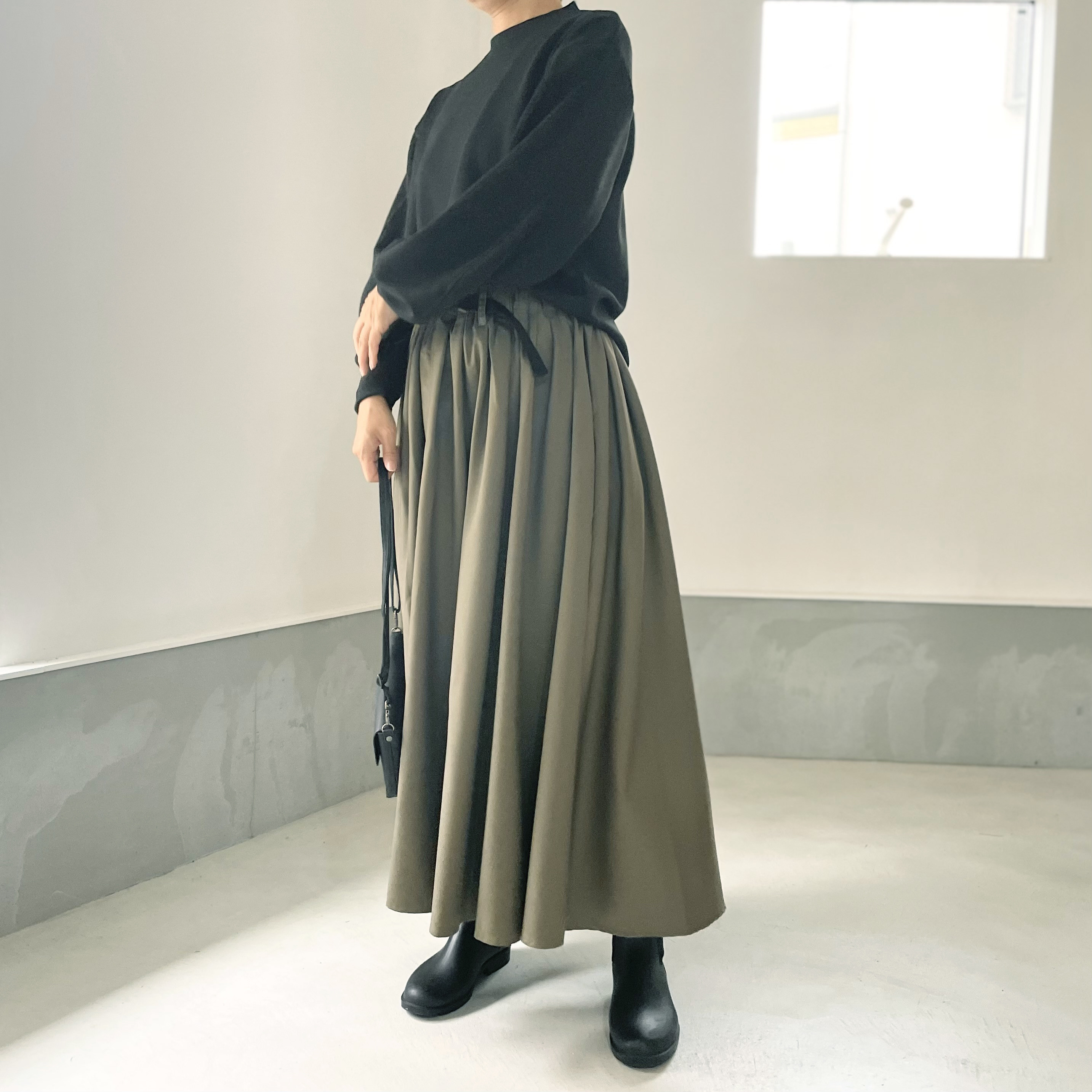 Aライン ベルト付 タックスカート【カーキ】