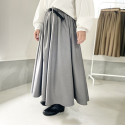 A字型束帶褶襉半身裙【灰色】 第3張的照片