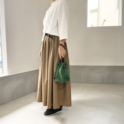 A字型束帶褶襉半身裙【灰色】 第10張的照片