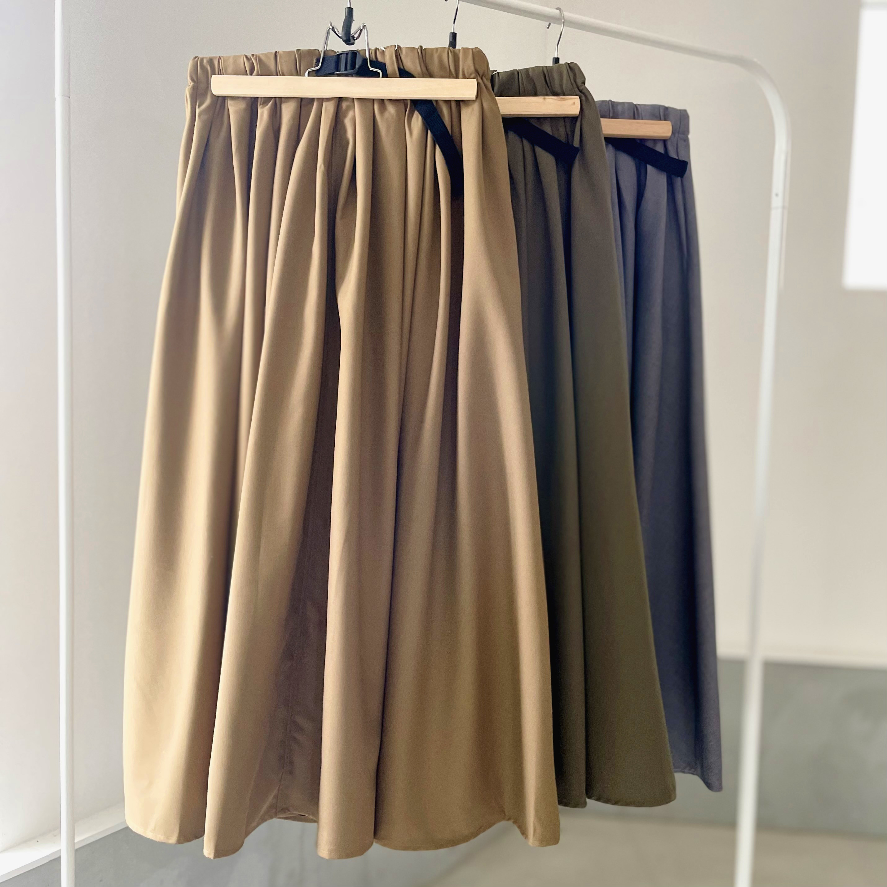Aライン ベルト付 タックスカート【3色展開】