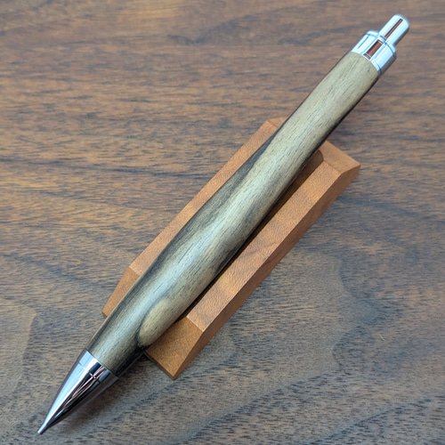 ボナンペン 黒柿上杢 シャーペン0.5 おまけ付き 新品 ボナンペン 黒柿 シャーペン 0.5mm アルミ金具 - メルカリ