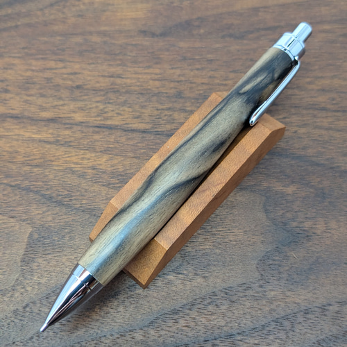 新作】黒柿 シャープペンシル No.693 ペン・筆記用具 工房 新作】黒柿 シャープペンシル No.693 ペン・筆記用具 工房