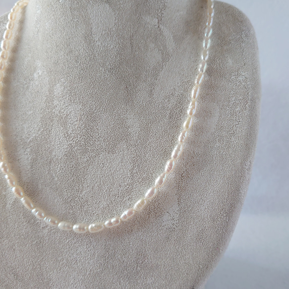 淡水パール ライス型 シンプルネックレス 重ね付けにも 素敵な逸品  