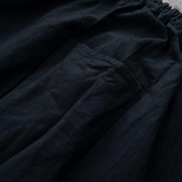 アラジンパンツ/ブラック/ハーフリネン/泉州織物 10枚目の画像