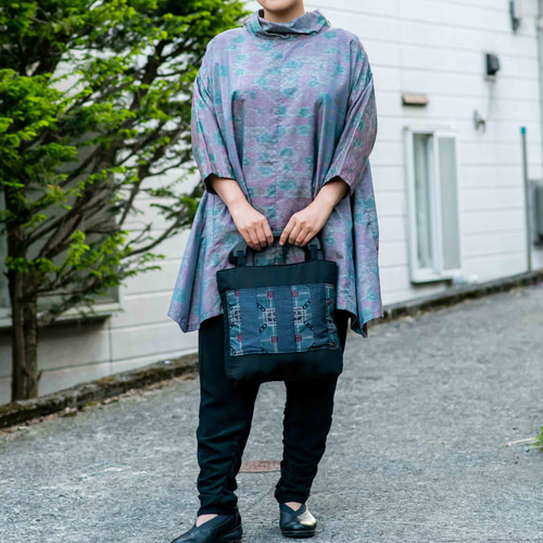 色大島 花柄 チュニック 斜めロール衿 七分袖 着物リメイク シルク