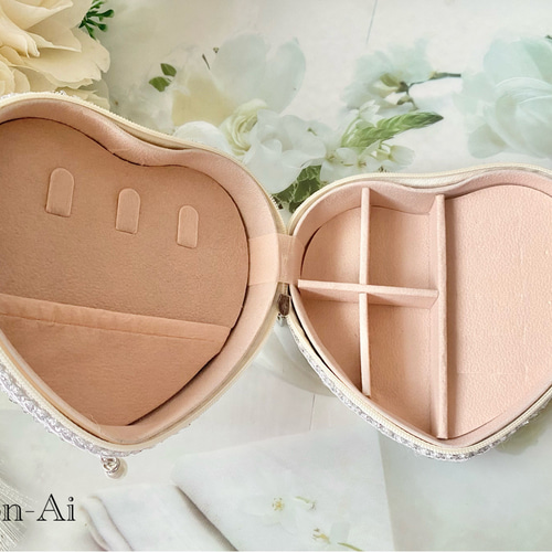 ハート型ジュエリーケース 大人上品♡携帯アクセサリーケース
