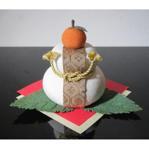 正絹縮緬 お正月飾り【福丸鏡餅】ギフトラッピング対応 上品