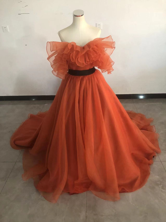 オレンジ カラードレス ベアトップ デザイン感 可愛い 上質  